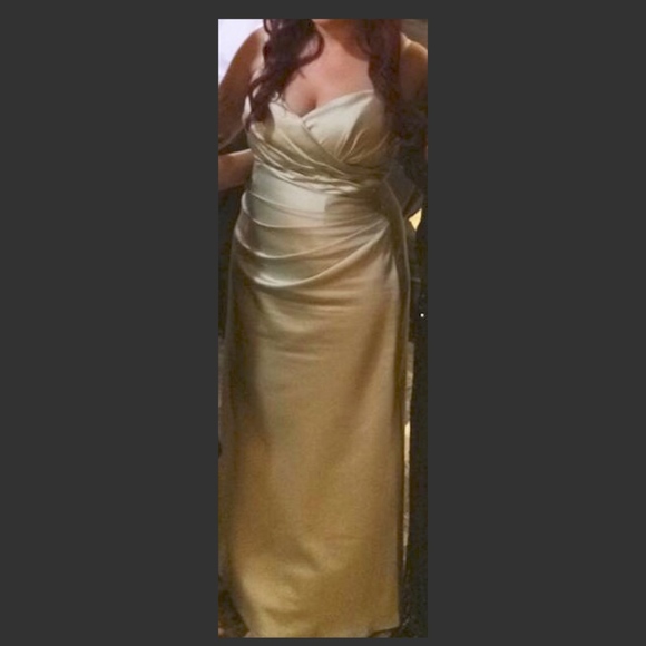 Prom/Evening Gown - Picture 1 of 2